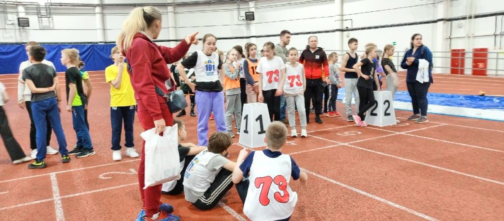 Сразу пять команд на пьедестале, неожиданные победы 77 и 25 школ - игры, планировавшиеся на базе Ярославского ОМОН, все таки состоялись.